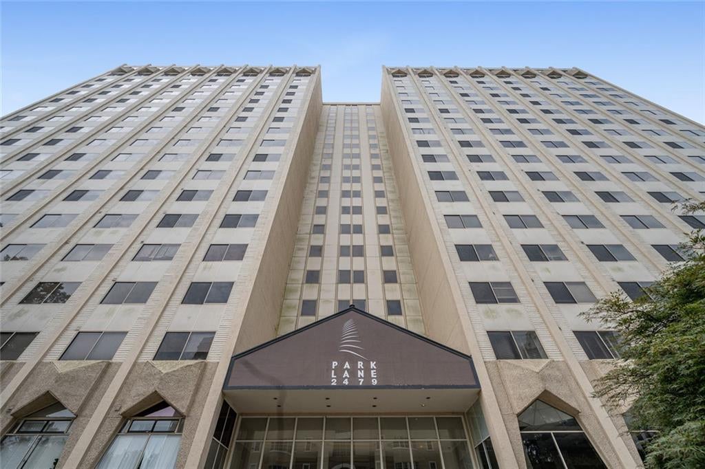 2479 Peachtree Road NE 1808