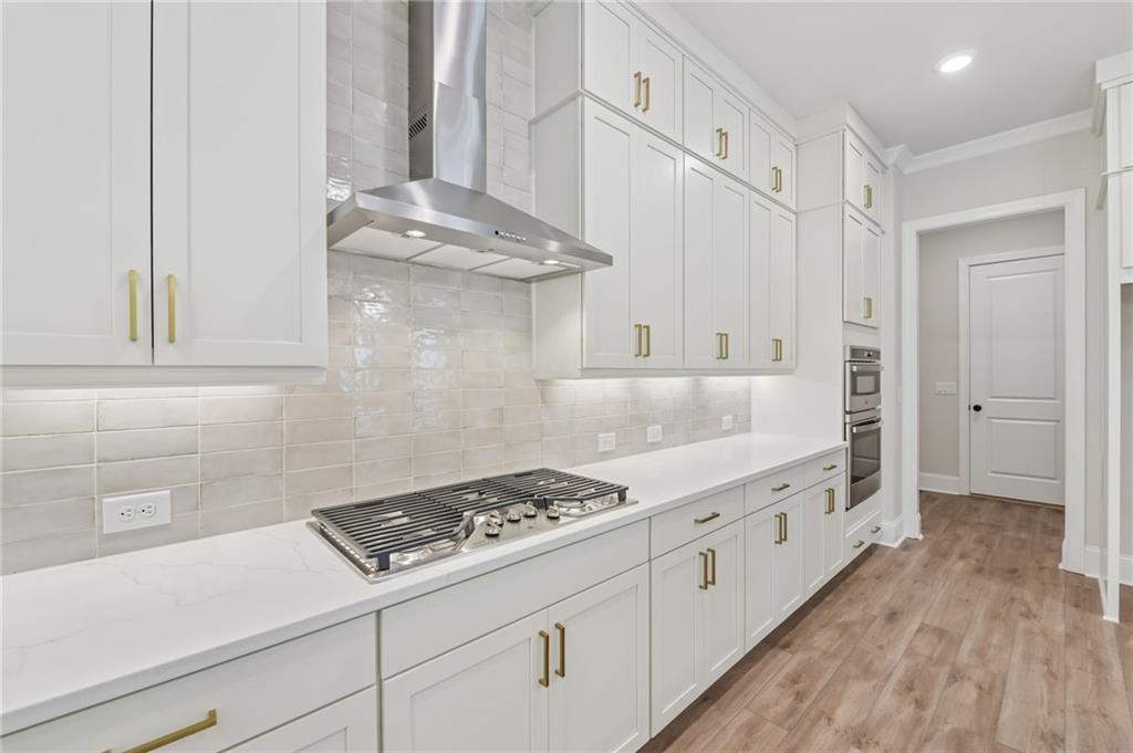 1525 Westend Way