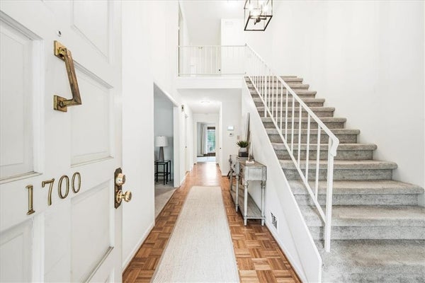 1700 WOODCLIFF WAY NE, ATLANTA, GA 30329 - Image f1ccd4236c07dc6ca2e7b08e1d8620e6/4212041013