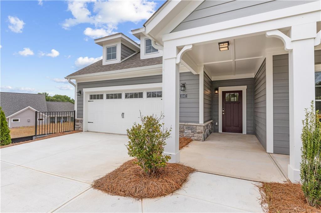 3347 Fishpond Circle