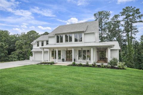 Photo of 145 Grayton Lane, Roswell, GA 30075 (MLS # 7714197)