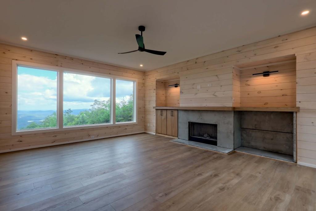 994 Winding View Trail