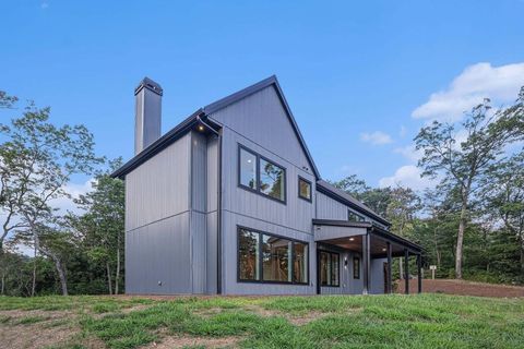 994 Winding View Trail Clayton GA 30525