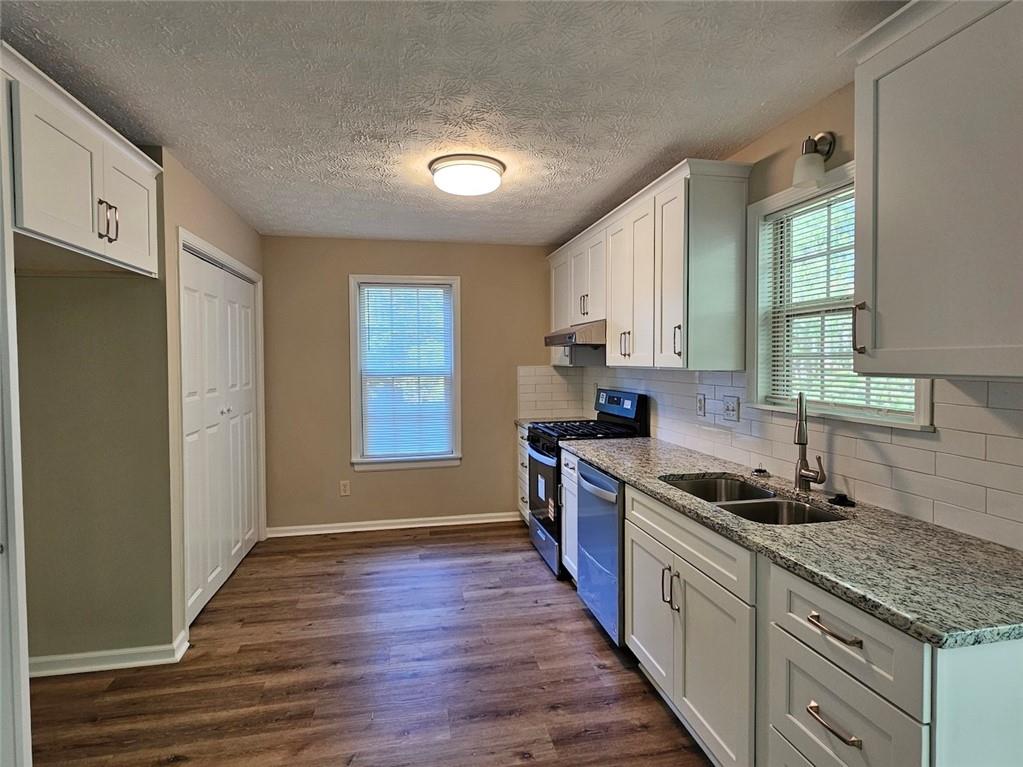 733 Vinebrook Lane