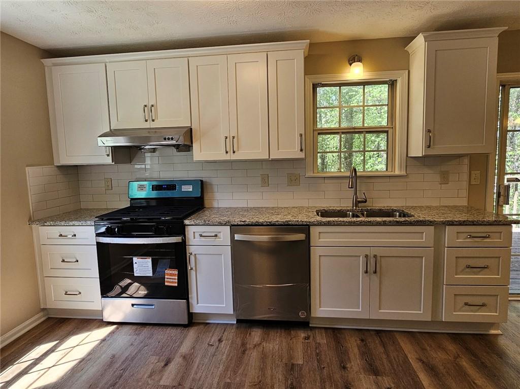 733 Vinebrook Lane