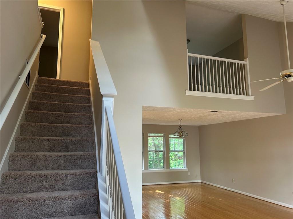 733 Vinebrook Lane