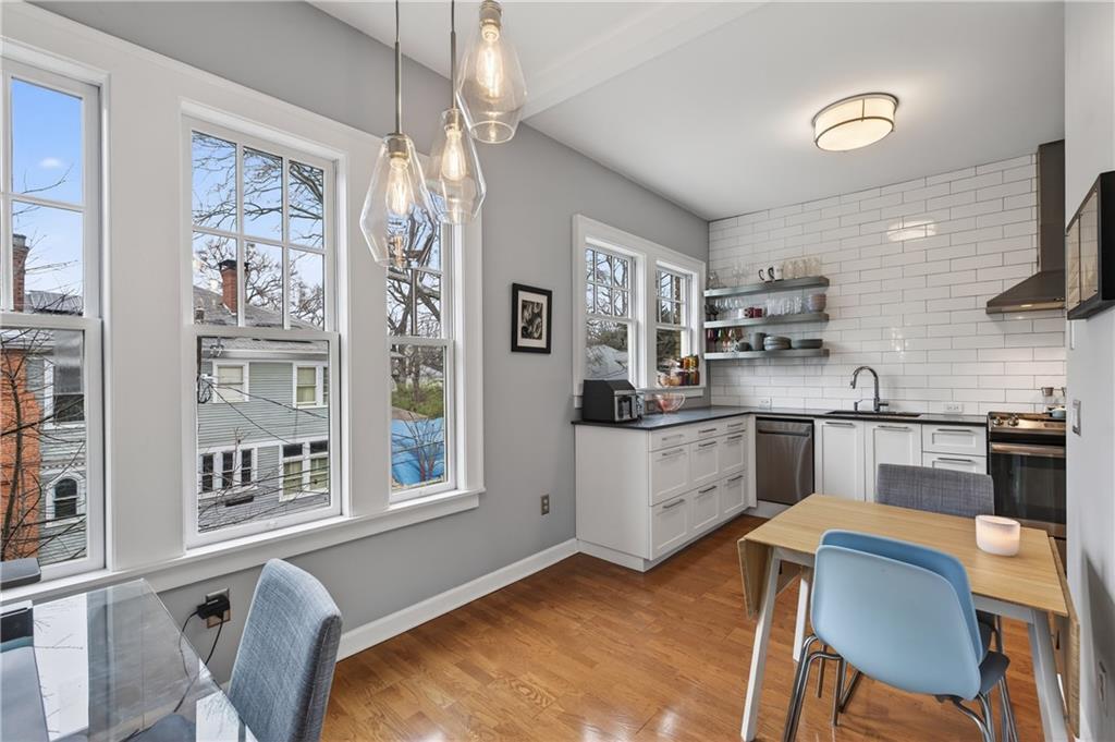 907 Piedmont Avenue NE 13