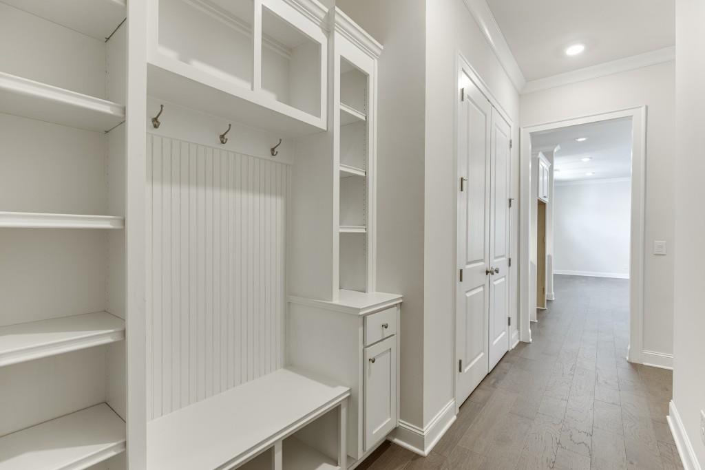 1023 Harvest Park Lane, Suwanee, Georgia image 31