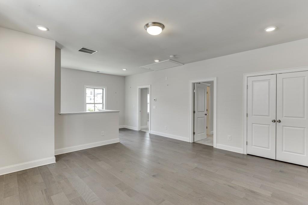 1023 Harvest Park Lane, Suwanee, Georgia image 35