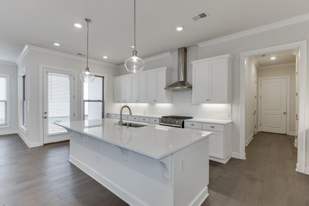 1023 Harvest Park Lane, Suwanee, Georgia image 18