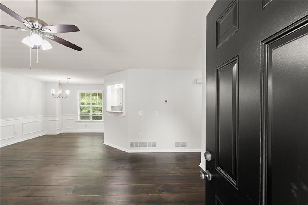 Photo of 172 Royal Court, Dallas, GA 30157 (MLS # 7785993)