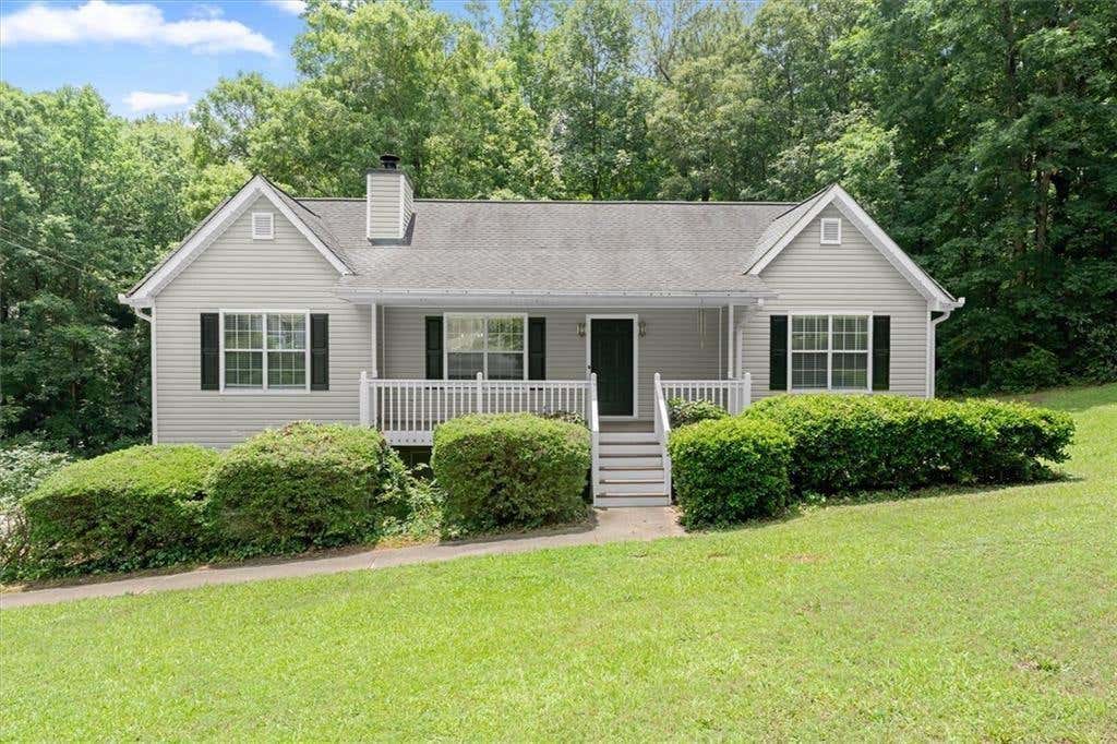 Photo of 172 Royal Court, Dallas, GA 30157 (MLS # 7785993)