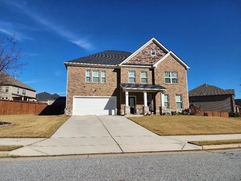 Homes For Sale - 278 Azalea Bloom Drive<br/> Loganville, GA 30052