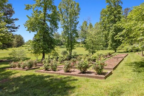 A home in Murrayville