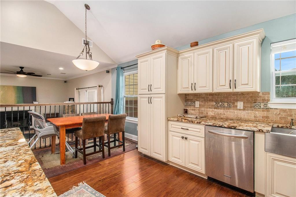 6177 Idlewood Circle