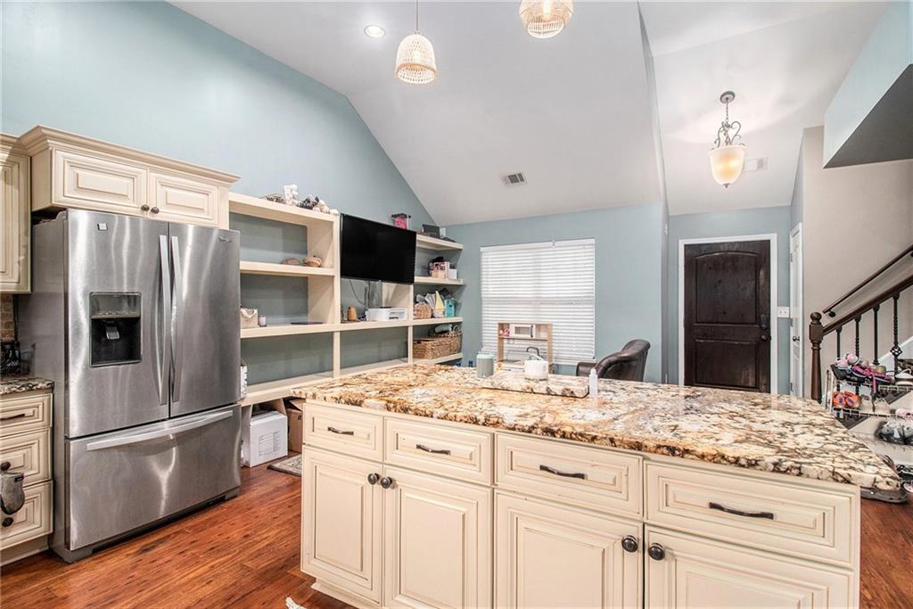 6177 Idlewood Circle