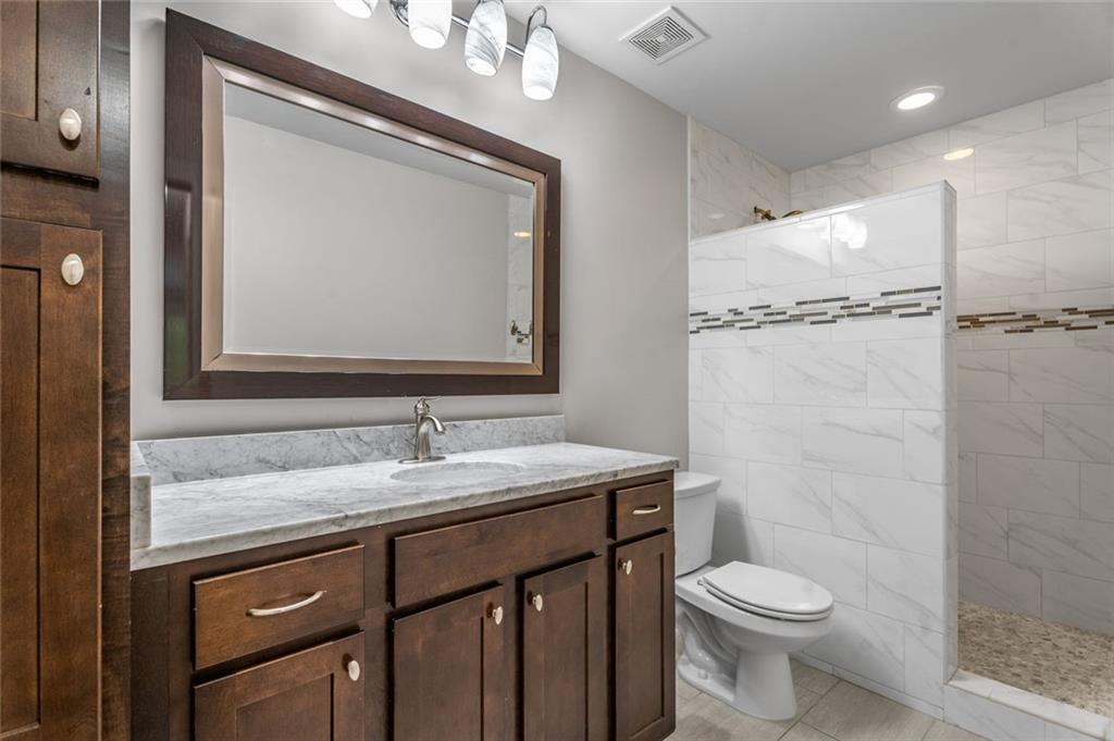605 Parkaire Crossing, Marietta, Georgia image 22