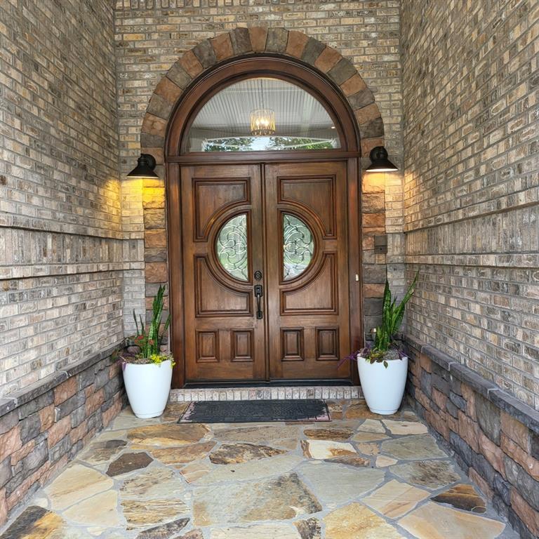 4829 Moon Road