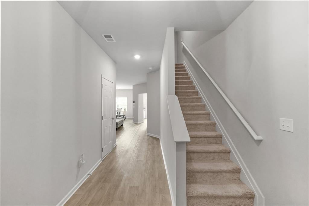 6907 Rogers Point