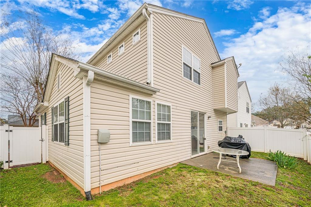 122 Windcroft Lane NW