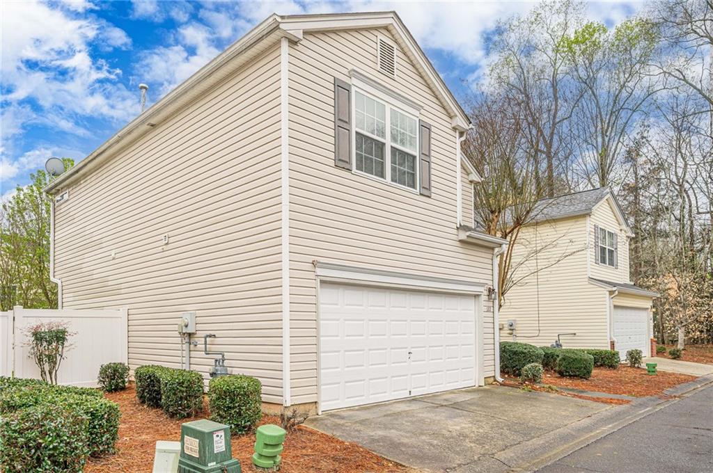 122 Windcroft Lane NW