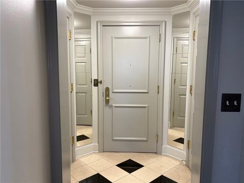 Condo For Rent - 75 14th Street #3340<br/> Atlanta, GA 30309