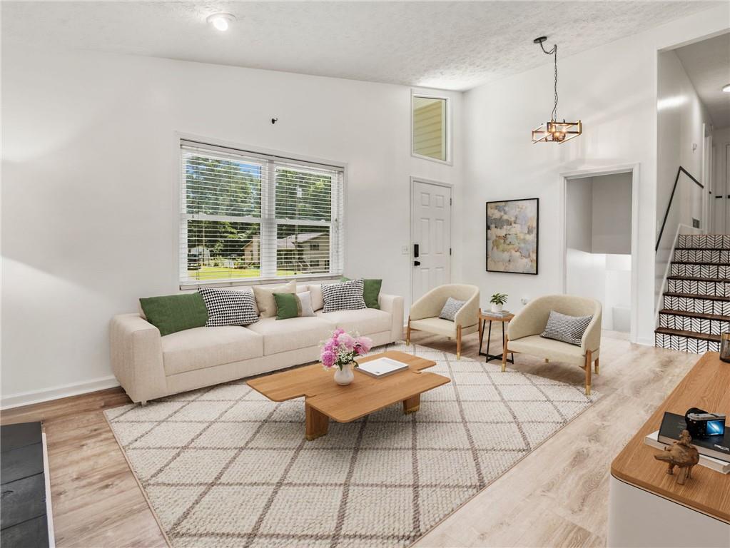 4533 Cresant Lane