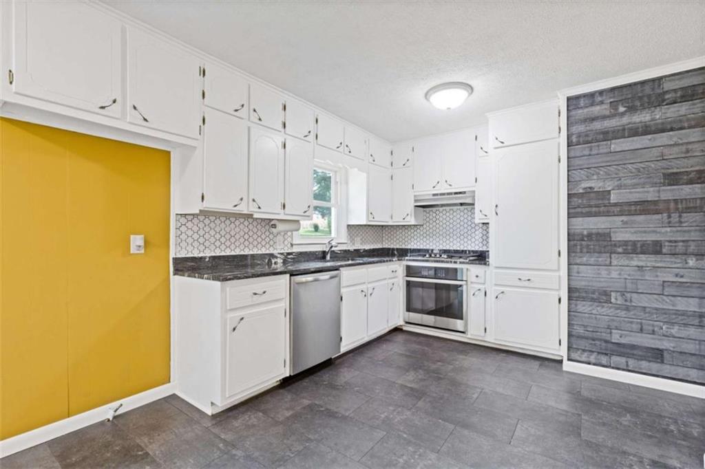 2140 Rockdale Drive