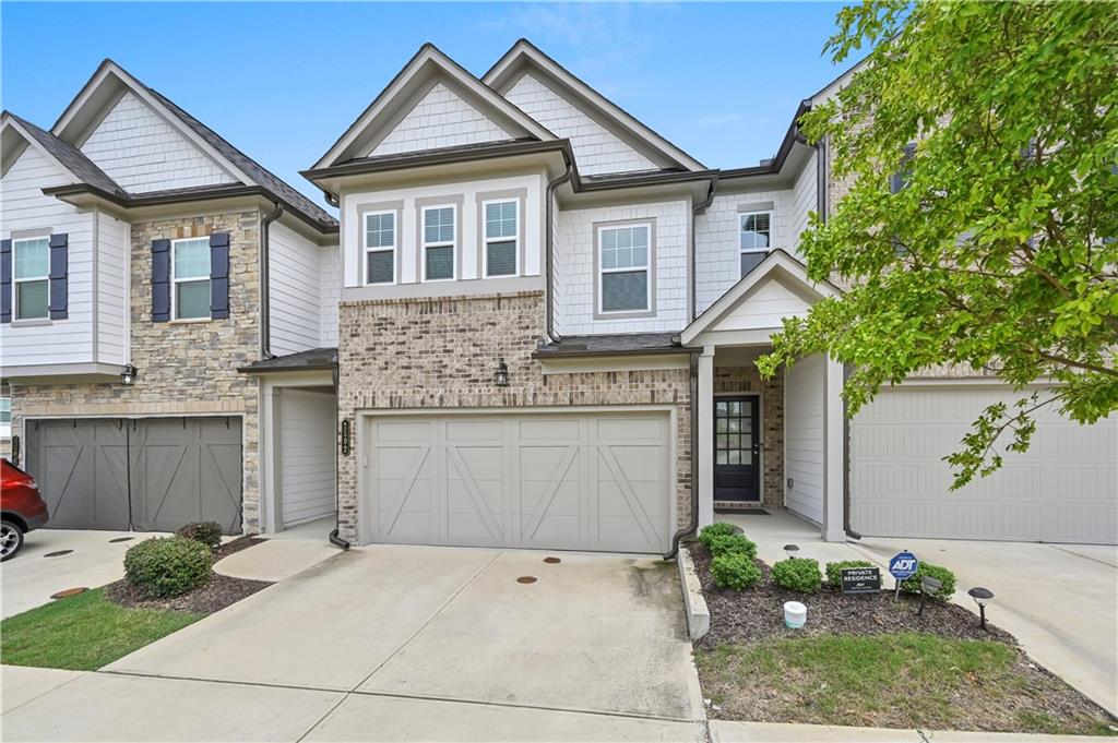 1102 Lossie Lane