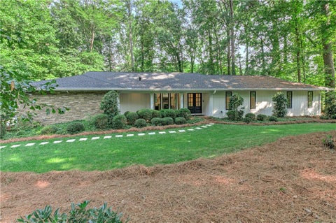 Homes For Sale - 382 Upper Mill Creek Lane<br/> Canton, GA 30115