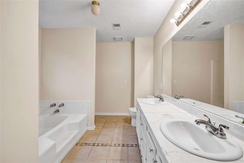1600 Dillwood Court, Lithonia, Georgia image 23