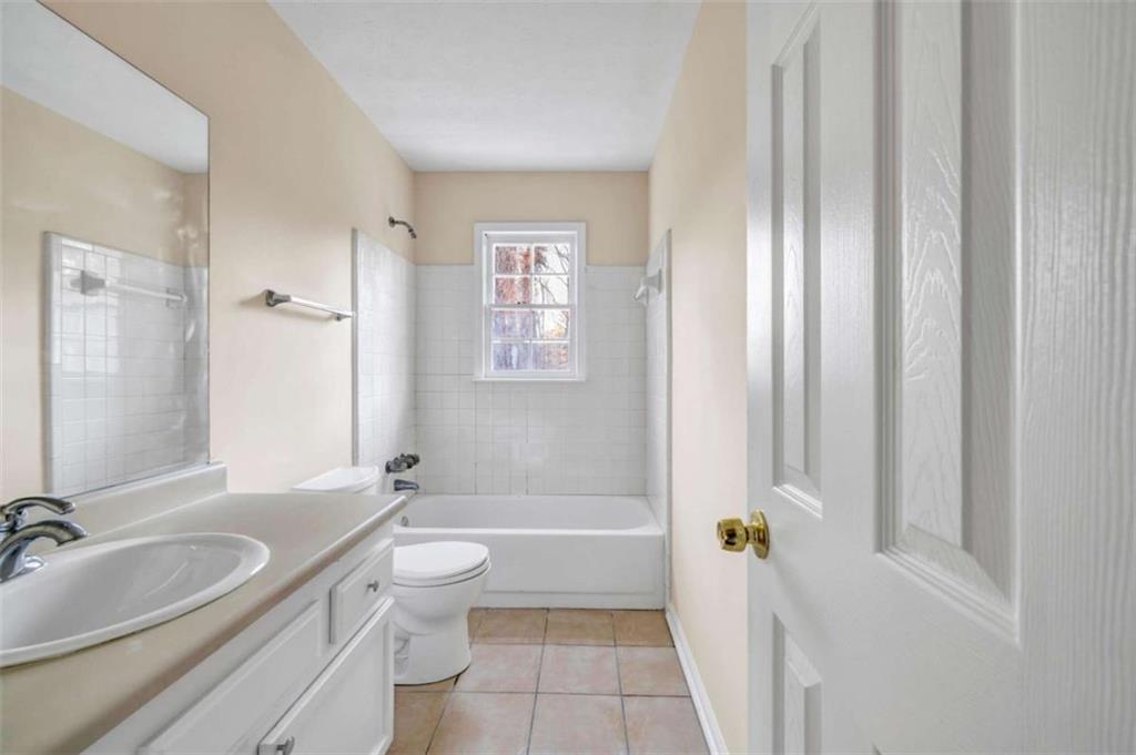 1600 Dillwood Court, Lithonia, Georgia image 18
