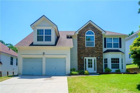 Homes For Sale - 435 Rockbass Road<br/> Suwanee, GA 30024
