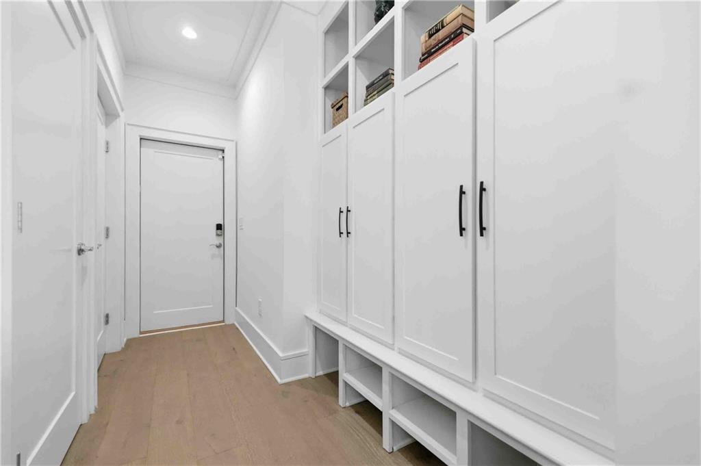 2520 Appleden Place NE