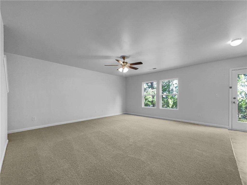 325 Freeman Circle, Villa Rica, Georgia image 3