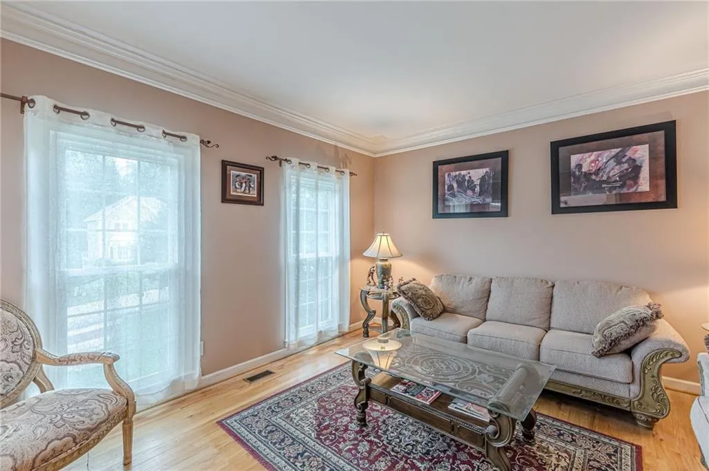 Smyrna, Georgia 30082, United States, 4 Bedrooms Bedrooms, ,3 BathroomsBathrooms,Residential,Active,149623