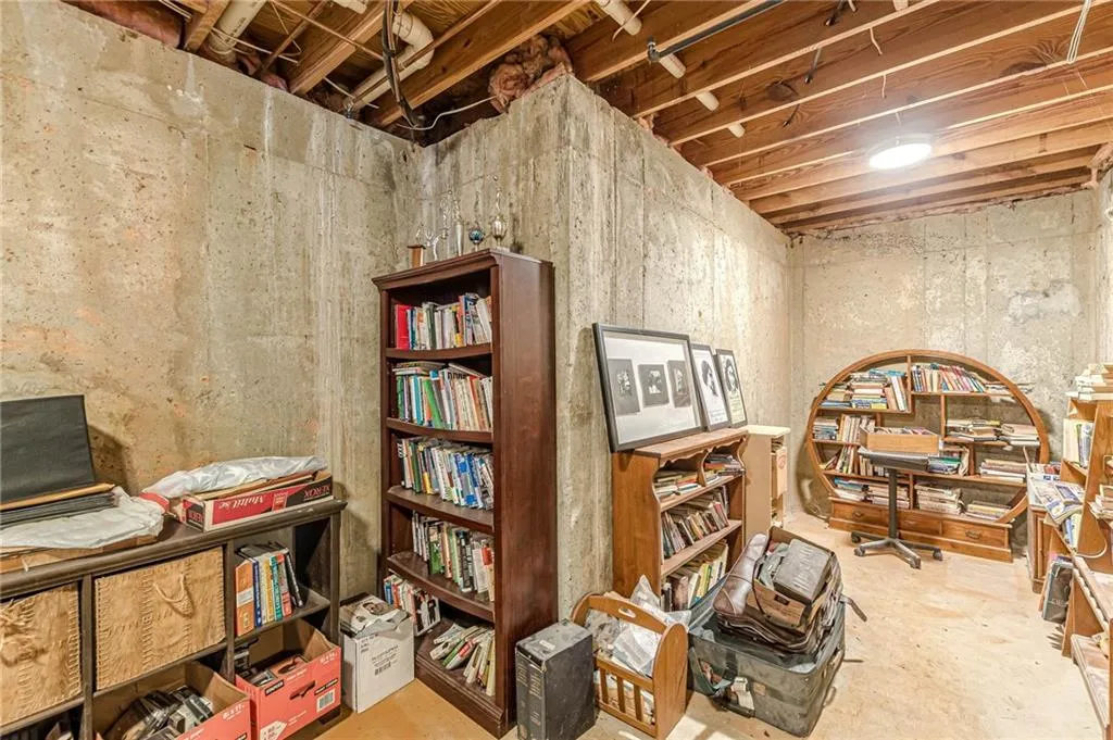 Smyrna, Georgia 30082, United States, 4 Bedrooms Bedrooms, ,3 BathroomsBathrooms,Residential,Active,149623