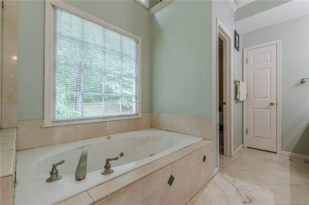 Smyrna, Georgia 30082, United States, 4 Bedrooms Bedrooms, ,3 BathroomsBathrooms,Residential,Active,149623