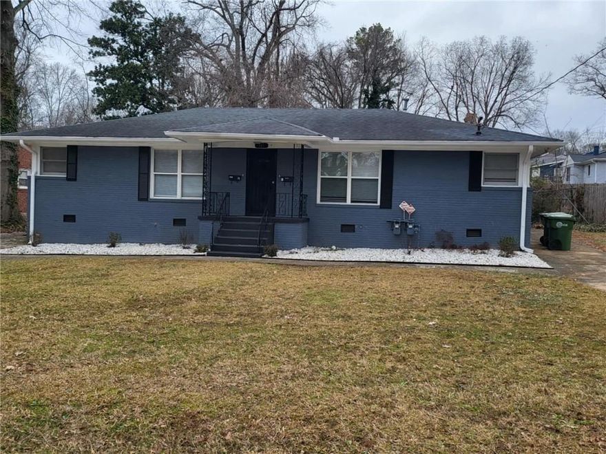 Just Listed! Move in Ready! Beautiful freshly updated Cozy 3 bedroom 2 bath. Updated kitchen and bathrooms! THIS IS A DUPLEX, UNIT B IS AVAILABLE ON THE RIGHT SIDE OF THE HOUSE in Sylvan Hills. UNIT A IS ALSO AVAILABLE. Quiet neighborhood. Hardwood floors.  Brand new Washer/ Dryer included, Gas Stove, SS appliances. Private large shared fenced backyard and separate long driveway entrance.    **Serious inquiries only.**    **Must earn at least 3 times the rental amount. Security deposit $1425. Application fee $100/adult.***