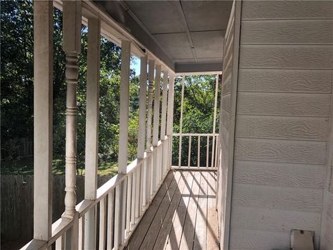 A home in Adairsville