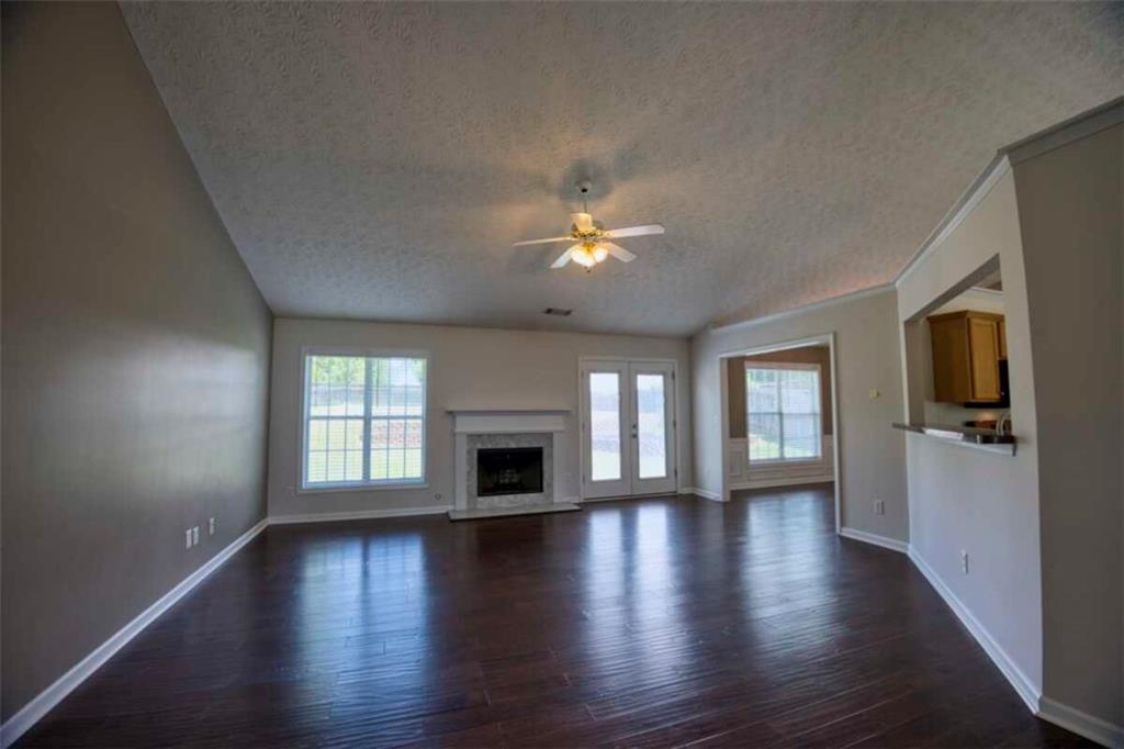 3138 Cranberry Lane