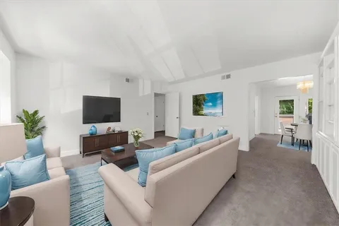 MLS: 7579441