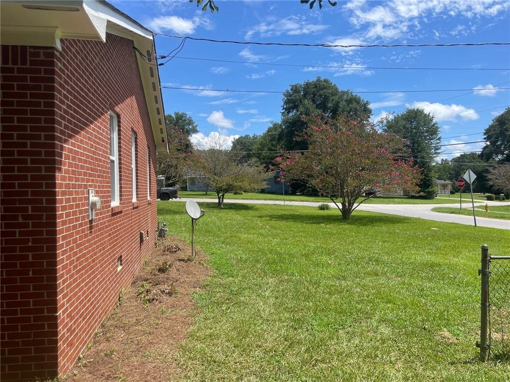 Pinetree Circle - Residential Lease