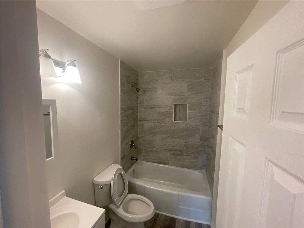 Pinetree Circle - Residential Lease