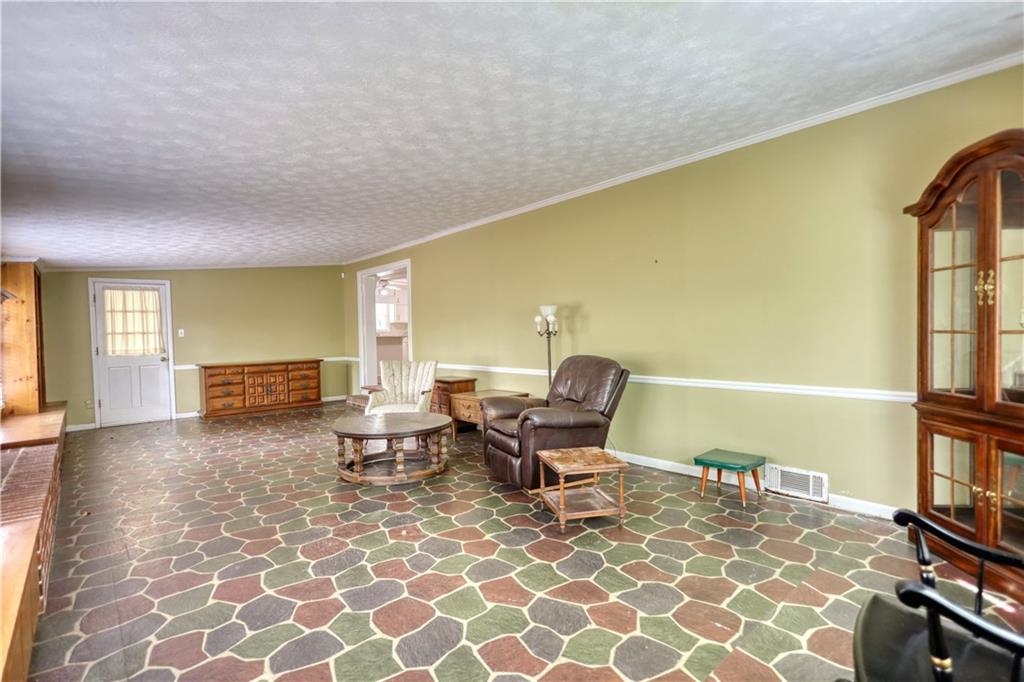 177 Fairview Drive, Fairburn, Georgia image 22