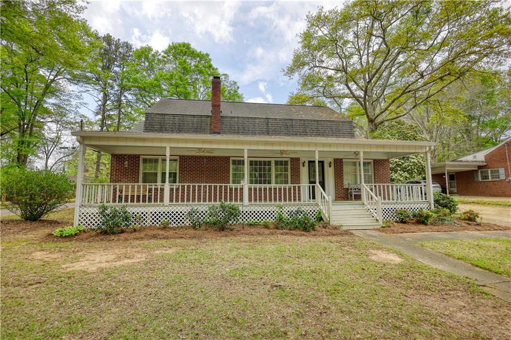 177 Fairview Drive, Fairburn, Georgia image 2