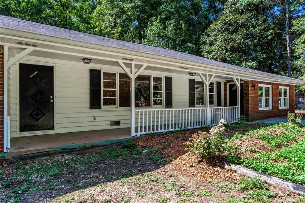 1360 Mclendon Drive