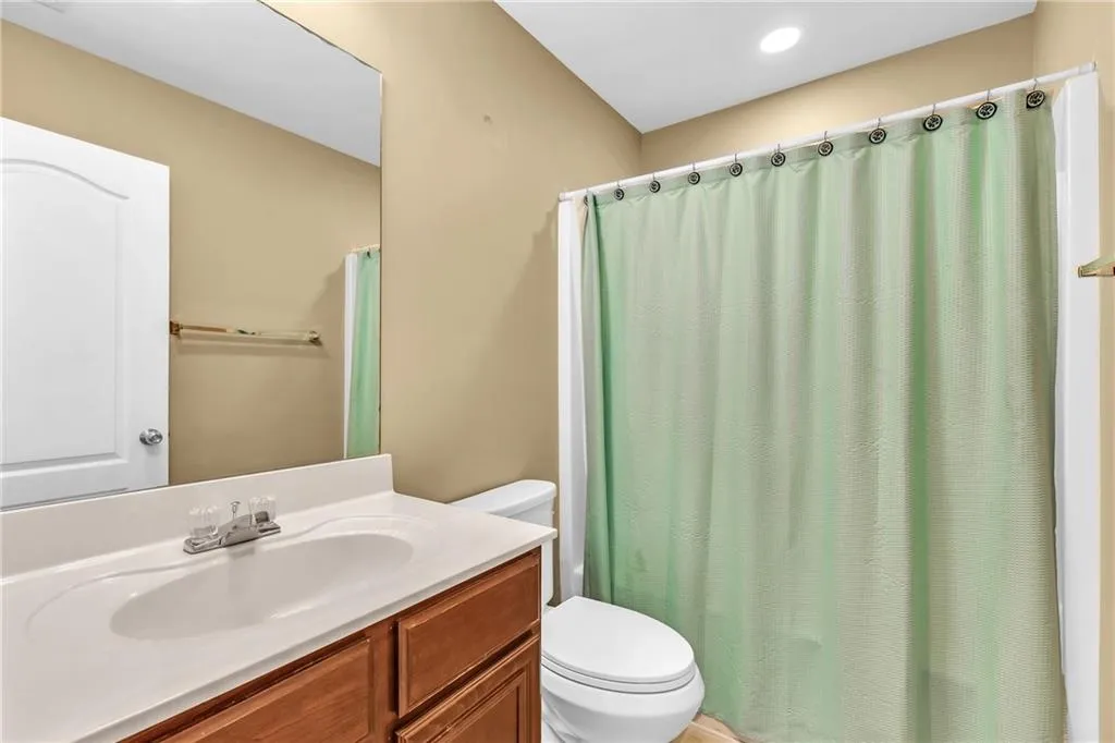 McDonough, Georgia 30252, United States, 5 Bedrooms Bedrooms, ,4 BathroomsBathrooms,Residential,Active,60975