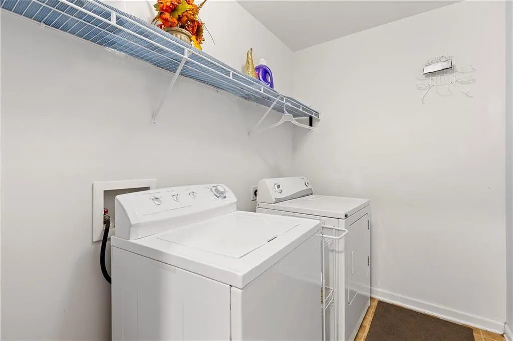 McDonough, Georgia 30252, United States, 5 Bedrooms Bedrooms, ,4 BathroomsBathrooms,Residential,Active,60975