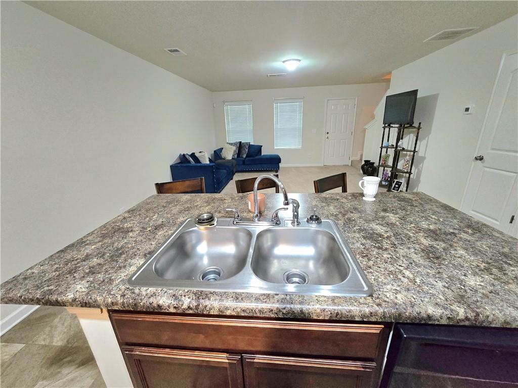 2365 Hackamore Drive, Atlanta, Georgia image 7